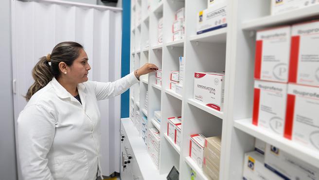La Presidenta Dina Boluarte promulgará la ley que garantiza el acceso a medicamentos genéricos – Caretas
